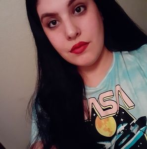 Meet your Posher, Clare